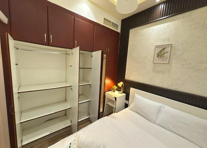 Contemporary Room In Barsha Heights Tecom Near Icm Metro