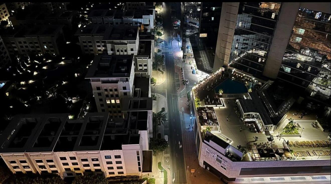 Homestay Contemporary In Barsha Heights Tecom Near Icm Metro