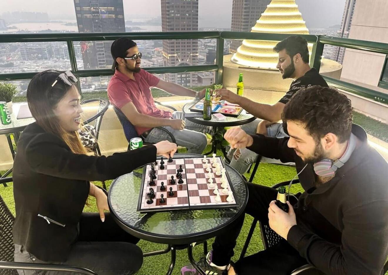 Contemporary In Barsha Heights Tecom Near Icm Metro منزل للإقامة دبي