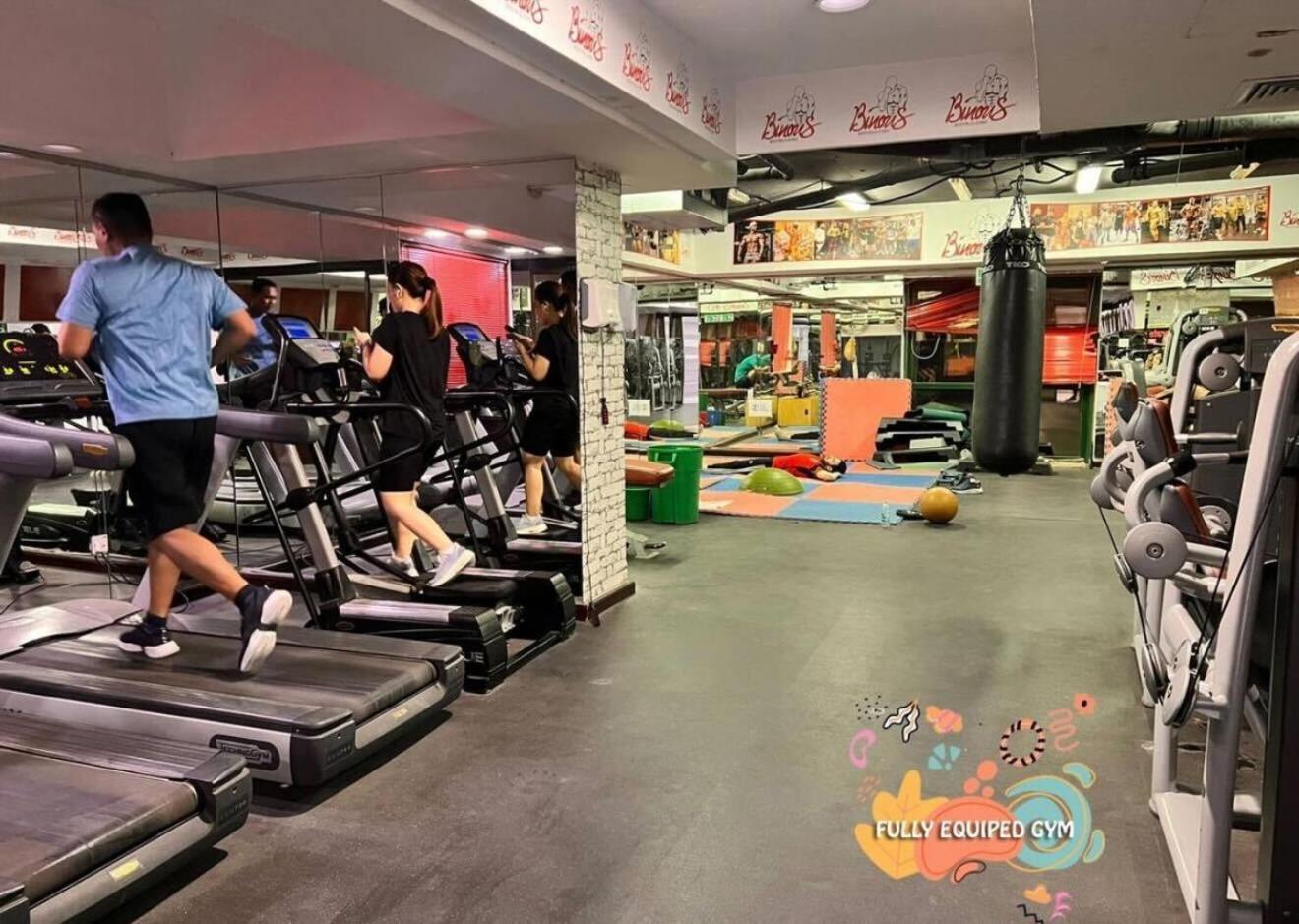Contemporary In Barsha Heights Tecom Near Icm Metro * Dubai